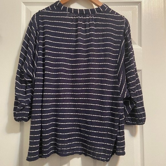 Lucky Brand Women's Flowy Stripped Jacquard Top - Picture 4 of 6